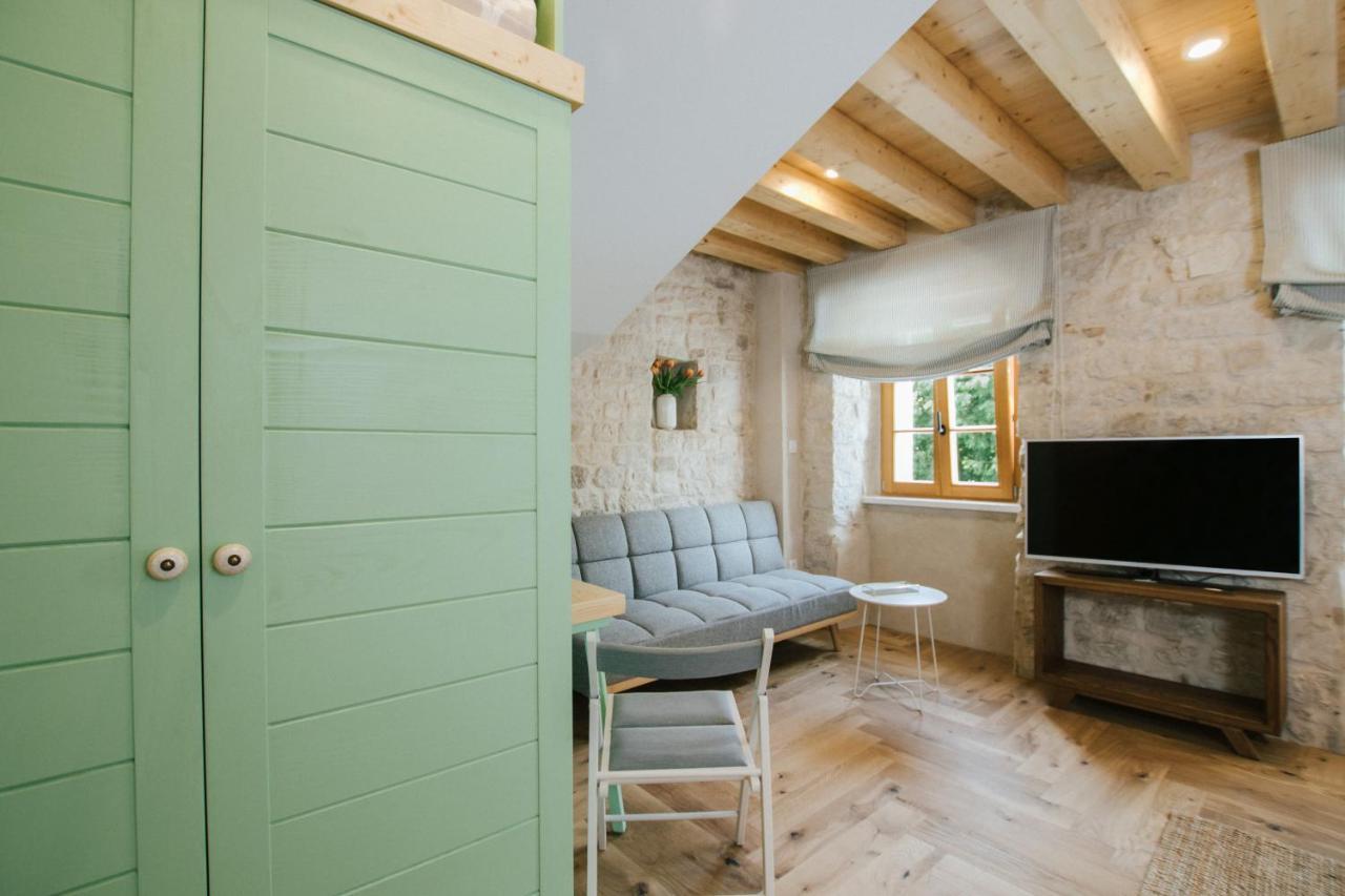 Franka Hotell Trogir Exteriör bild