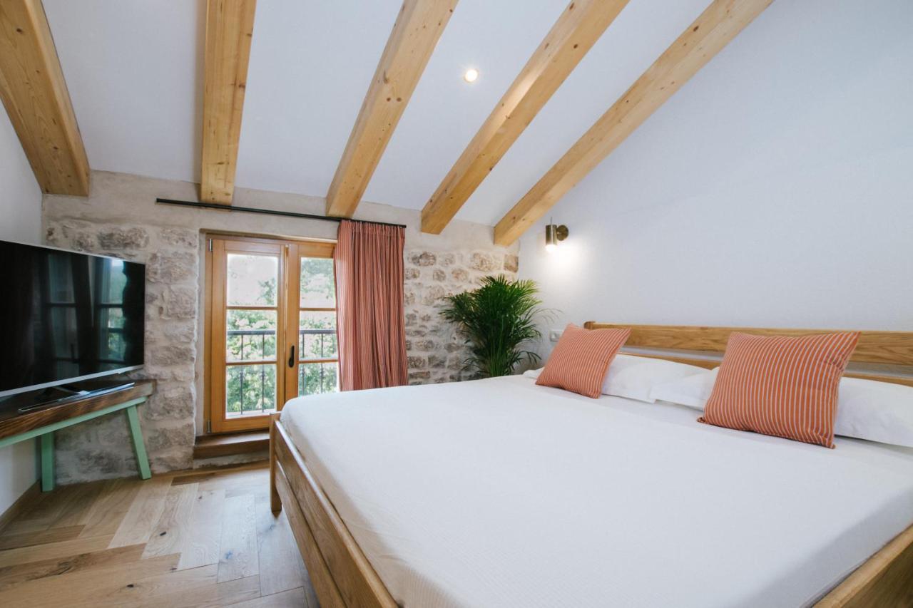 Franka Hotell Trogir Exteriör bild