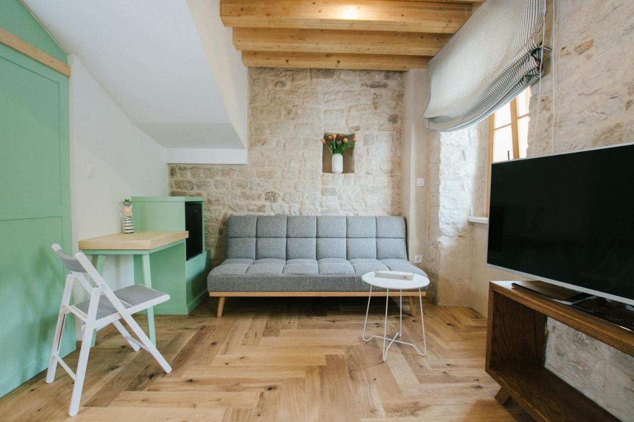 Franka Hotell Trogir Exteriör bild