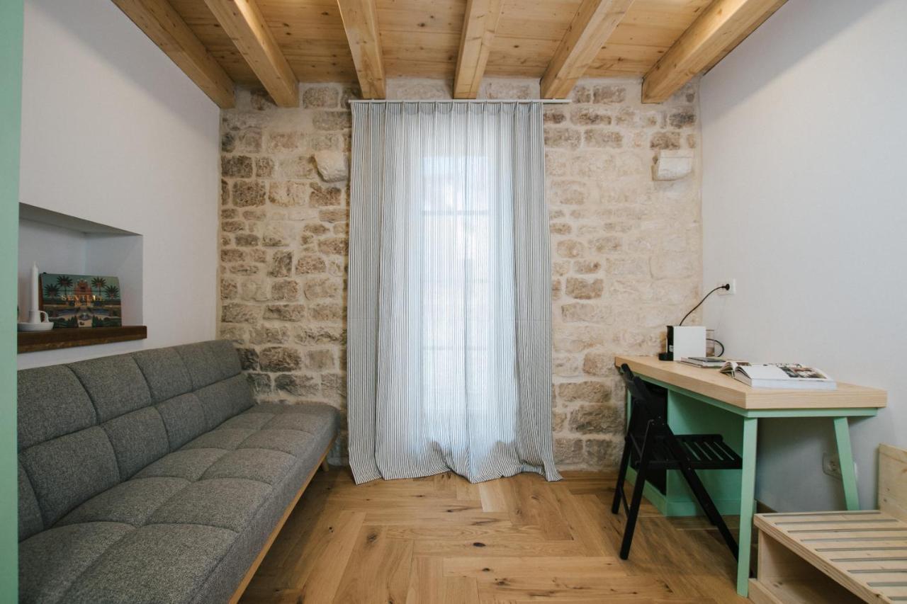 Franka Hotell Trogir Exteriör bild