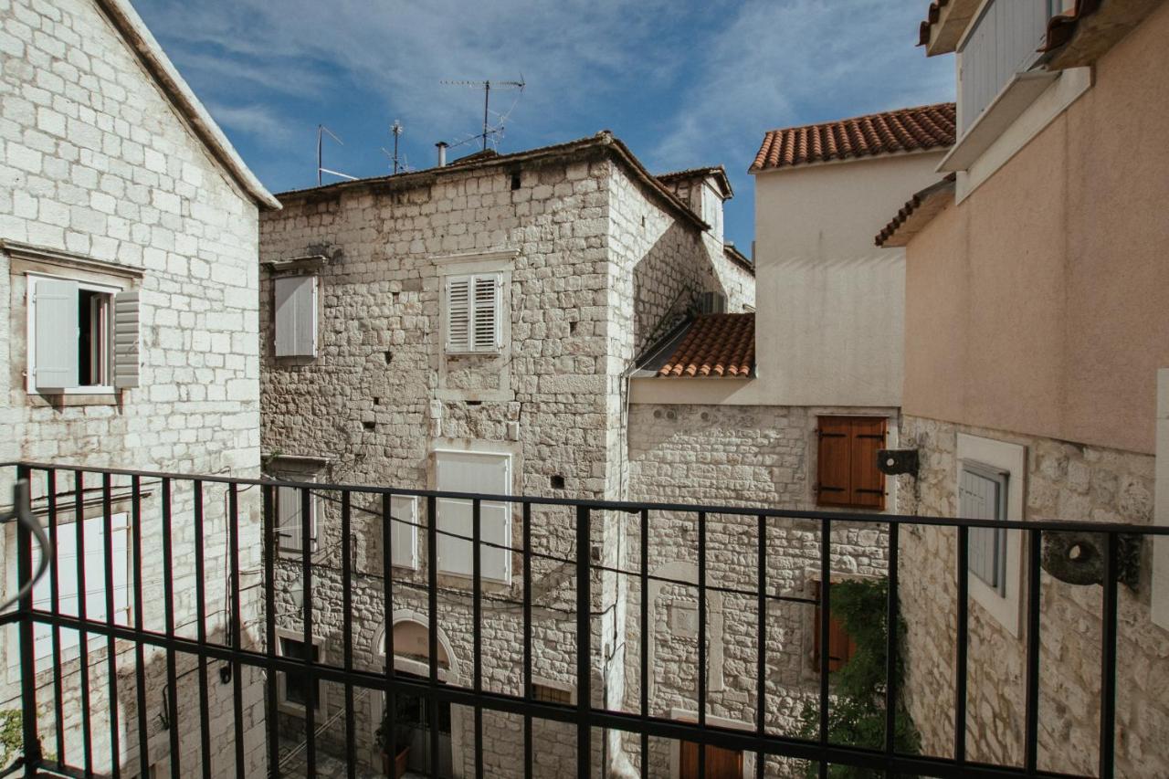 Franka Hotell Trogir Exteriör bild