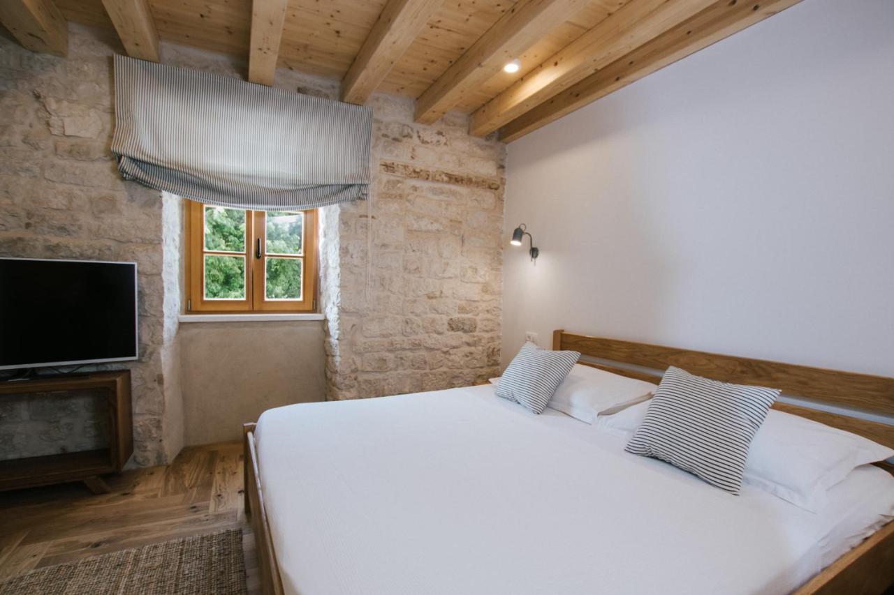 Franka Hotell Trogir Exteriör bild