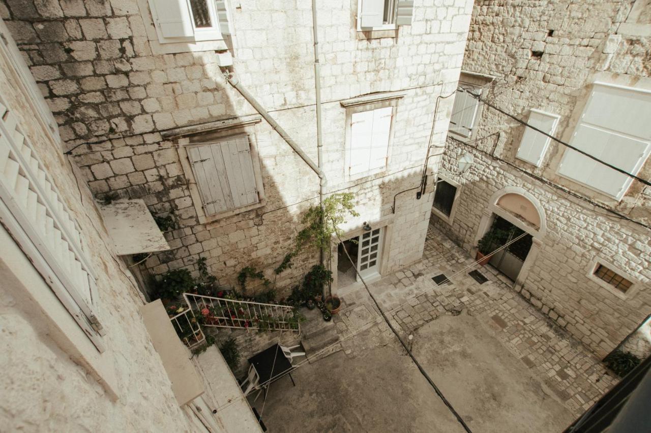 Franka Hotell Trogir Exteriör bild
