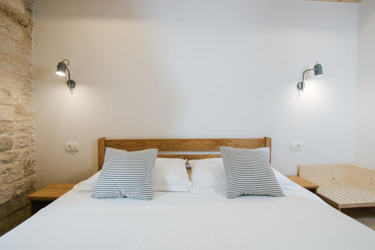 Franka Hotell Trogir Exteriör bild
